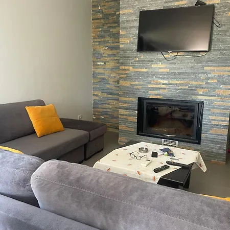 公寓 Doku Valjiosi