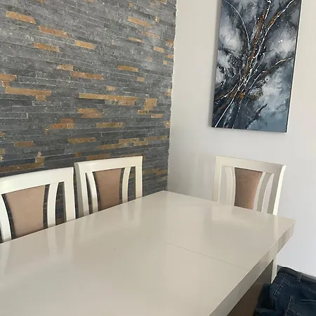 Apartment Doku *