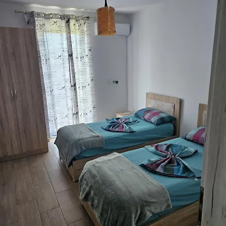 Doku Valias